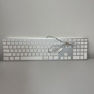 Genuine Apple A1243 Wired‎ Mac Standard USB Keyboard w/ Numeric Keypad TESTED
